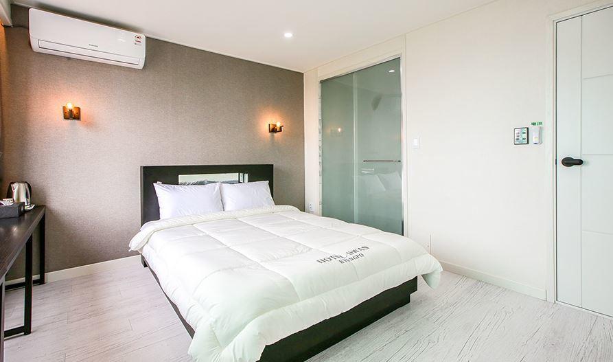 Hotel Swan Каннин Екстер'єр фото