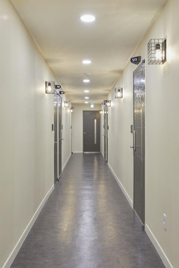 Hotel Swan Каннин Екстер'єр фото